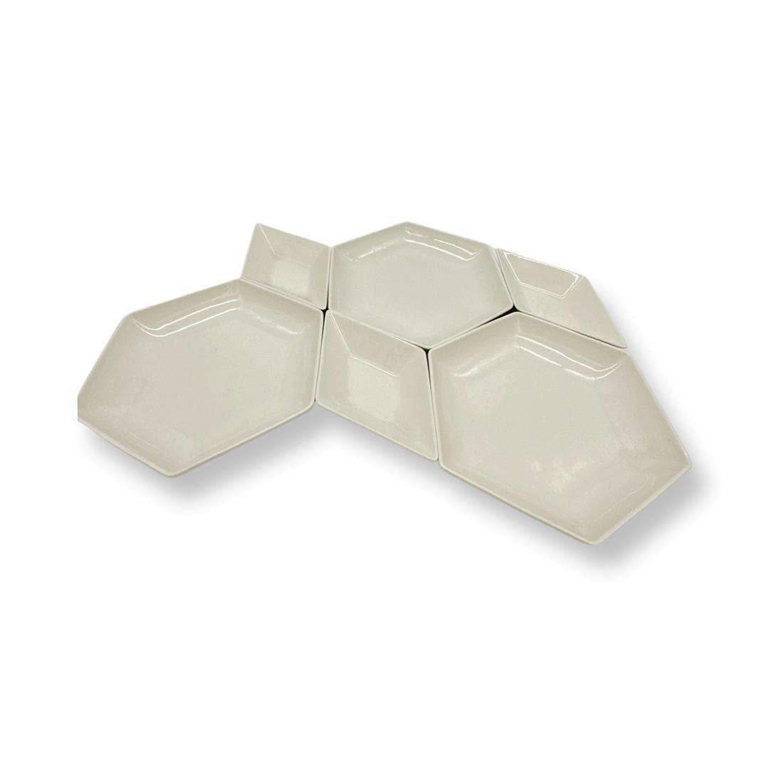 ensemble apéritif  6 assiettes en porcelaine