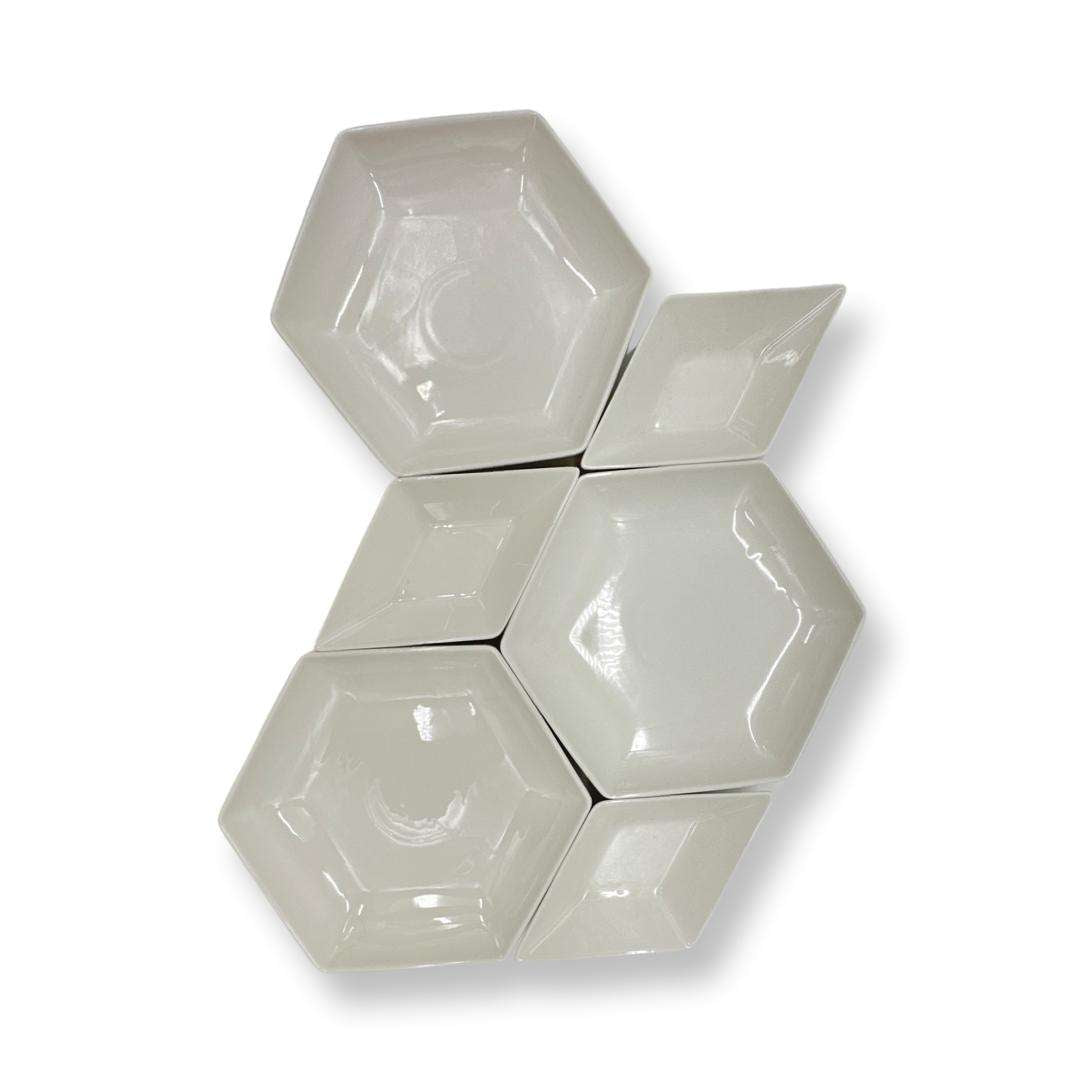 ensemble apéritif  6 assiettes en porcelaine